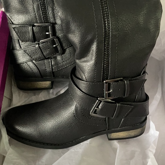 Rampage Knee-High Double Buckle Black Boots - Picture 2 of 6